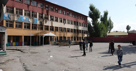okul binası ışid